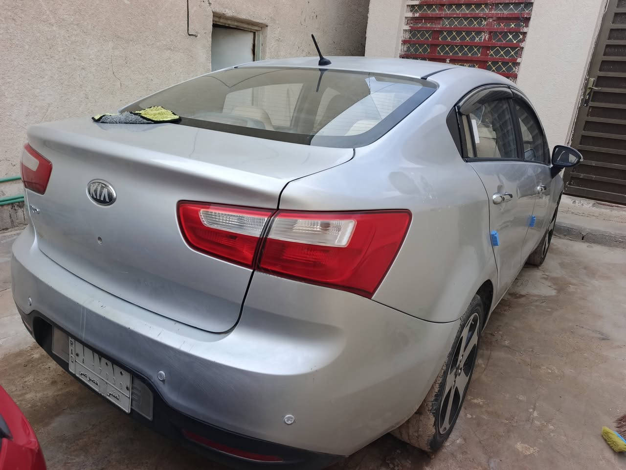 السلام عليكم
كيا ريو موديل 13 خليجي مكينة 1600 بيها جاملغ مبدل بدون عابر  ورشات صبغ  جاهزة من كلشي 
*********** مكانب رميثة سماوة
