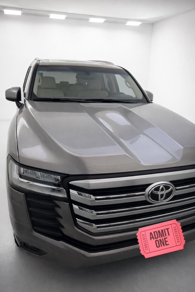 تويوتا لاندكروز
فخامة داخلية ✨
قوة على الطريق 💪
وجمال يبقى سنين
________________________

✅تيوتا لاندكروزر ساز ٢٠٢٢ تنفس طبيعي 
✅تغليف ppf كامل / السياره بحاله الوكاله 

✅لون عسلي ٣ شاشات 
✅تبريد وتدفئة بلكشنات الاماميه والخلفيه  

✅تشغيل عن بعد جميع الأبواب بصمه والمري ✅الجانبيه شفط  

✅رقم بغداد مشروع وطني باسمي تتحول باي ✅محافظه 
✅ريمونت عدد ٢.. ماشيه 63 الف 

✅العنوان __البصره __ ***********
                                          ***********   
✅اكتب تم لمعرفه السعر 💵 على الخاص 🤝
