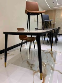 ميز طعام ٤ كراسي • مرمر تركي • معرض ضياء