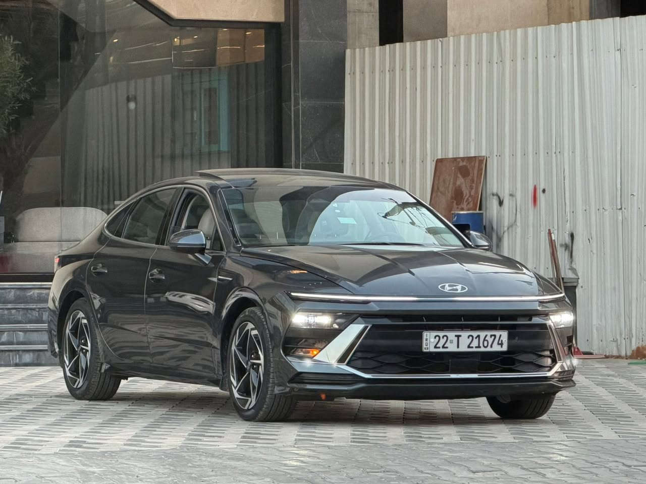 -
سوناتا الشكل الجديد / عدد 3 
حوادث حلوه وبسيطه وان شاءلله ما قصر وياكم 
مرقمات اربيل كلهن وتحويل للمشتري 
وهزه وفحص جديد 
وحده مواصفات فول بنوراما sel plus
و 2  Sel نص مواصفات
بغداد المنصور 
واتساب متوفر 
***********
