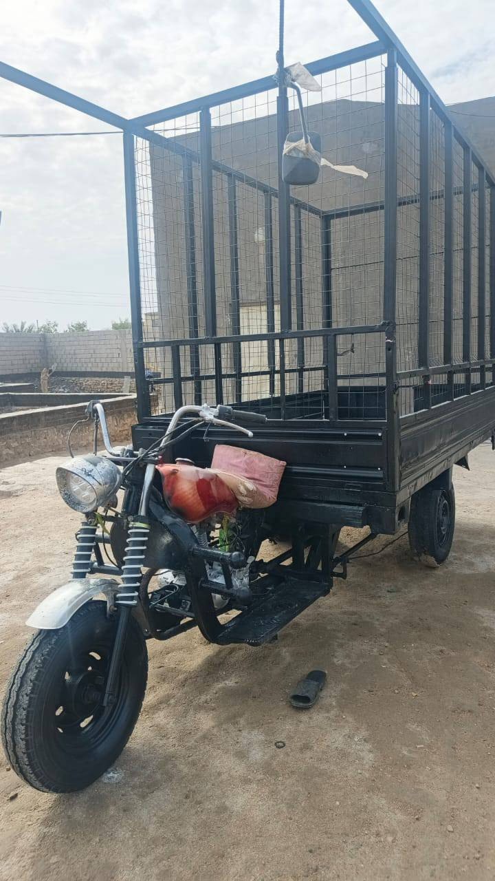 ستوته للبيع بدي. طويل 
بدي نضيف 
شاصي نضيف
ركبه بيهه تقويه ضمان ماتطك
تواير سياره 
محجر عالي. 
مرايات جانبيه
مكينه خير من الله
كهربائيات شغاله 
السعر مليون و200 وبيهه مجال 
مكاني سماوه


**إذا كنت صاحب هذا الإعلان وتريد حذفه لأي سبب، رجاءا أرسل رسالة إلى الدعم الفني**