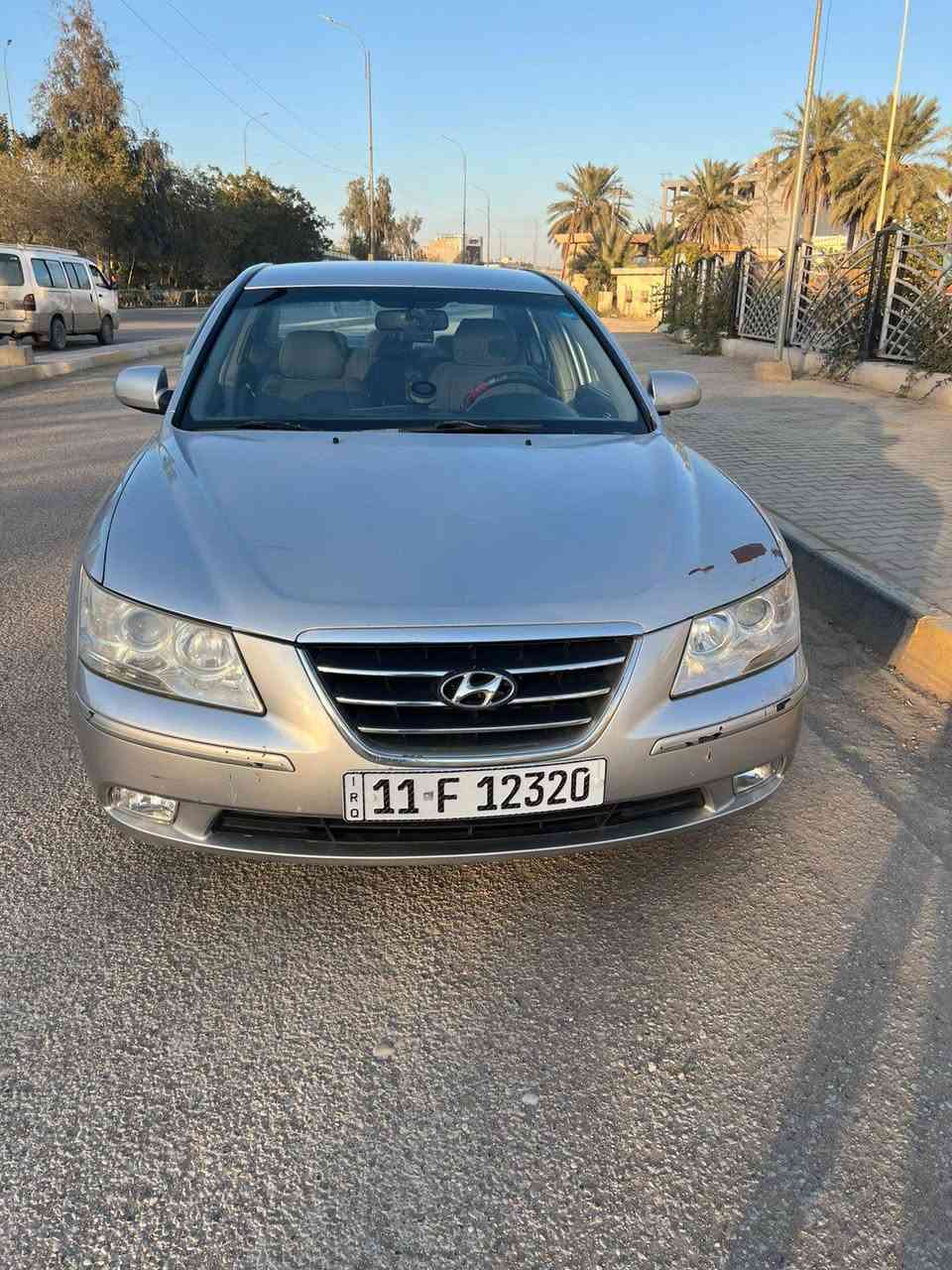 السلام عليكم
للبيع سوناتا امريكيه ابل واحد موديل 2008 محدثه 2010 
سياره جاهزه من كلشي فول موصفات ما عده الفتحه 
صدر امامي صدر خلفي جديد مكينه كير جديد تخم تاير السياره بيها قطع صبغ من دون الدواخل السياره حلوه بمعنى الكلمه احلى من الصور سياره رقم بغداد ارقام جديدات وهزه جديده السياره بأسمي
يرهم امراوس بسياره 7راكب  سعر السياره 102 وبيها مجال 
عنوان السياره ديالى بعقوبه للستفسار
***********
