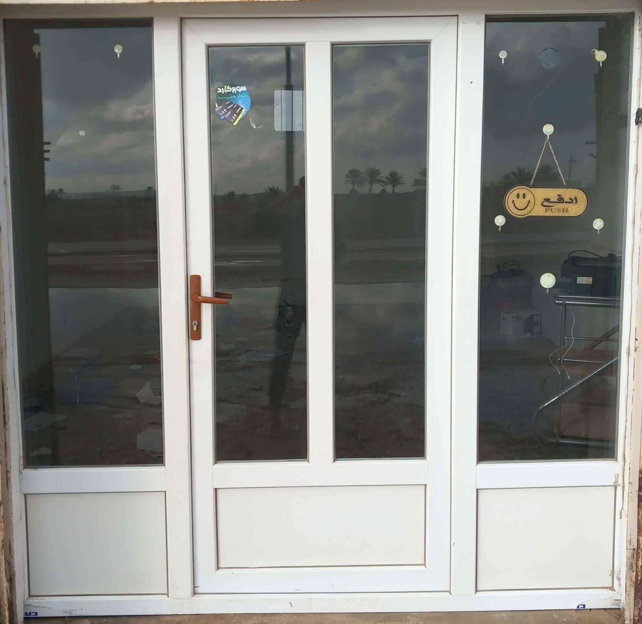 السلام عليكم 

للبيع جام خانه محل 
الطول مترين 
العرض مترين 
المكان الانبار هيت ناحيه الفرات 
للتواصل ***********
السعر 250 بيه مجال
