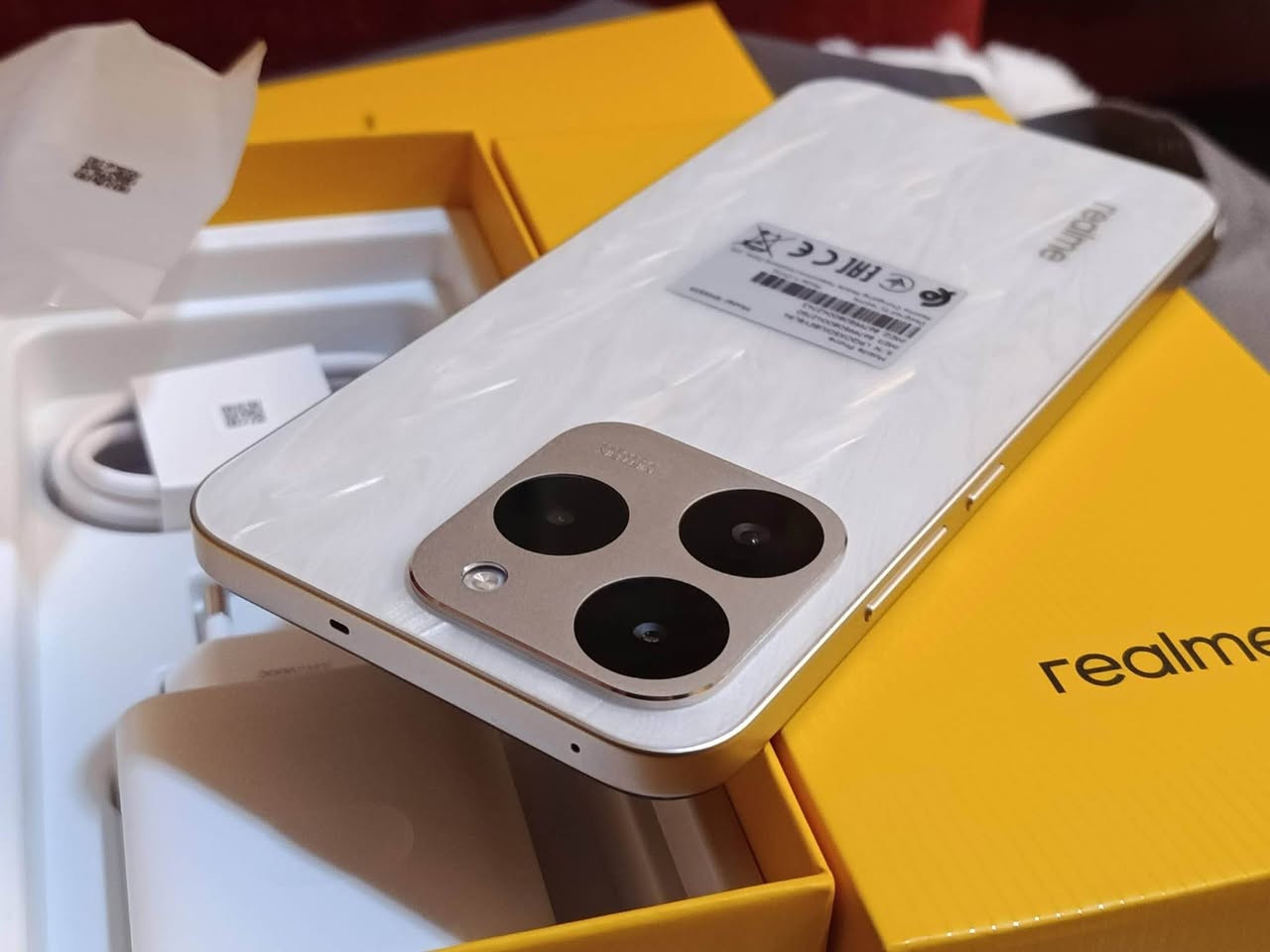 سلام عليكم بيع مستعجل

ريلمي 15t اخو جديد شخط مابي كفاله عامه 

ما مستخدم فقط مفعل

ذ256 

شاشه 120hz و العاب 90 فريم 

جهاز كامل ملحقات 

 و السعر 300 الف

لحد يكسر بالسعر ترا الجديد ب385

ملحقاته ماا مستخدمات جدد

مكاني بغداد العامريه 

توصيل ما عندي بغداد, العراق


**إذا كنت صاحب هذا الإعلان وتريد حذفه لأي سبب، رجاءا أرسل رسالة إلى الدعم الفني**