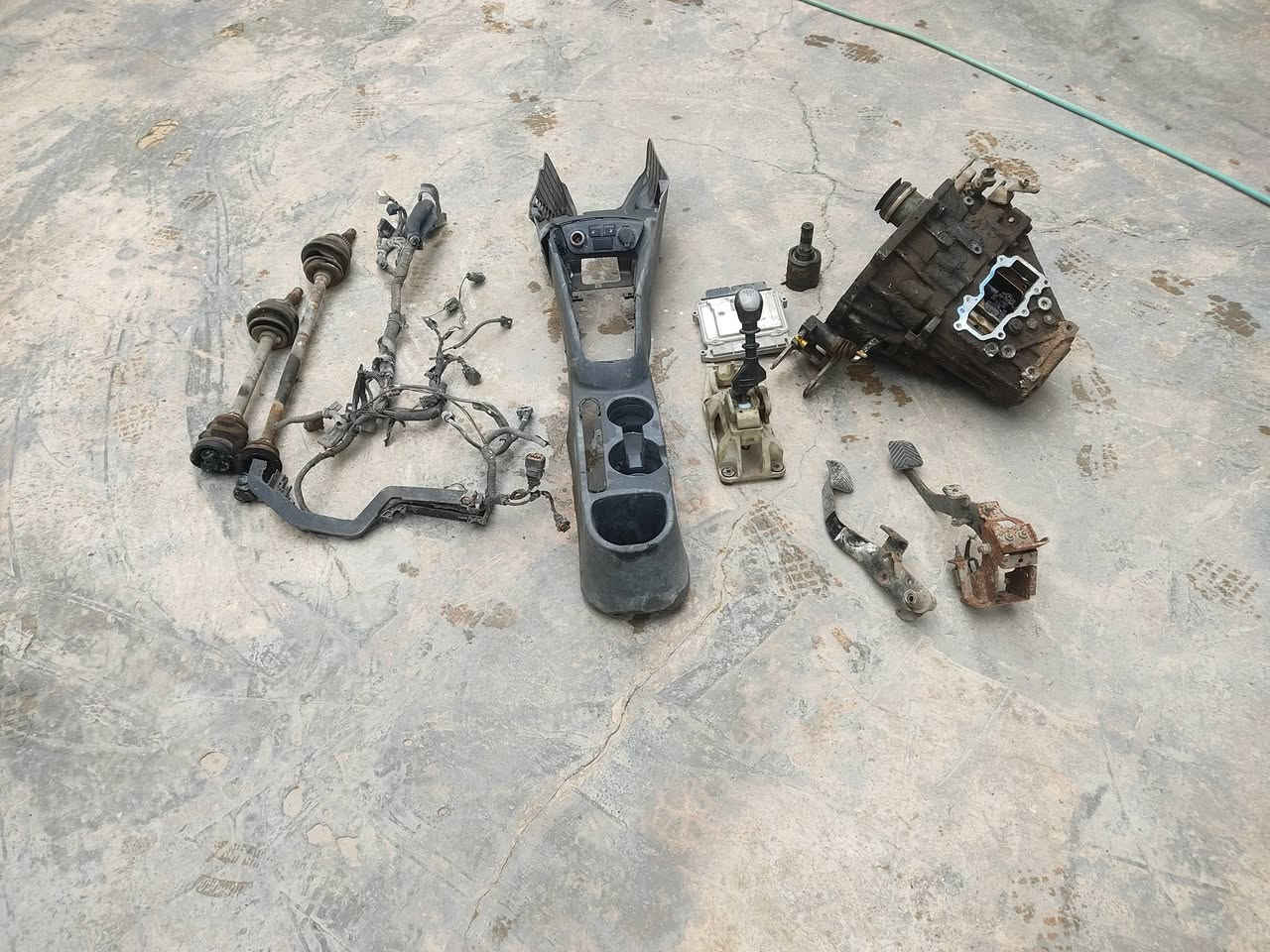 السلام عليكم اخوان : اغراض كيه ريو /كير  ،عقل، ضفيره ،ادريم شفتات/ السعر على 👈/ ***********
