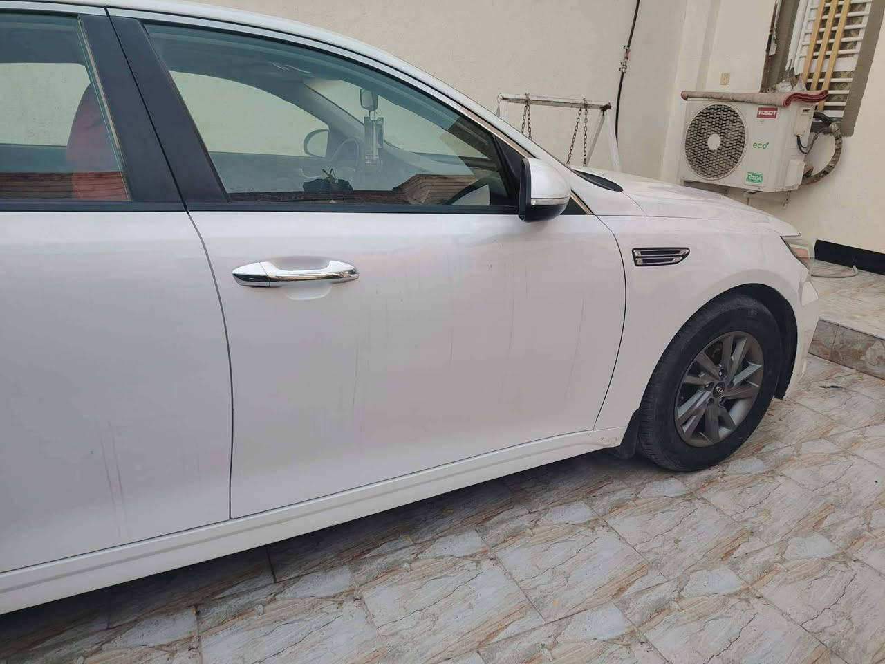 يالله اللهم صل ع محمد وال محمد كيااوبتيما موديل 2020 حرة ذ ي قار باسمي وارد امريكي  بيه 3قطع تبديل اصلي مابيه دواخل  المكينة ٢٤٠٠  تخم تاير حداديه جاهزه الخير  لاتنقيص ولاتبخير مواصفات       السيارة مثبت سرعة مانع انزلاق نقطة عمياء اشارة بالمريا حساس امامي حساس خلفي كامرة دوارة مع الاستيرن عنوان السيارة الناصرية  سياره بس الي يدور جديد يخابر  استخدام شخصي ماشيه 100
رقم الهاتف *********** 
السعر 145 وبيها مجال للشراي
مكلف بالنشر
