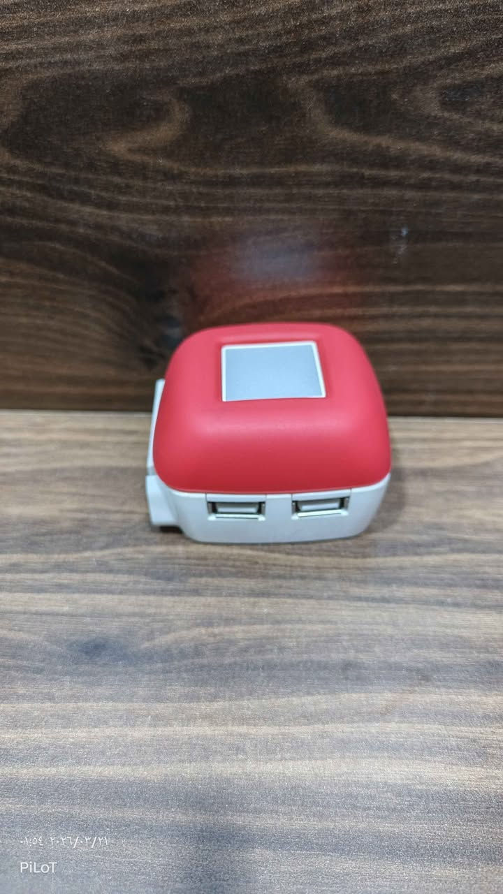 ادبتر يحتوي على مدخل يو إس بي و4 مخارج يو إس بي 
ويمكن شحن الأجهزة في نفس الوقت 
السعر 25.000 ألف 
متوفر توصيل لكل المحافظات
*********** اتصال + واتس اب بيجي, صلاح الدين
