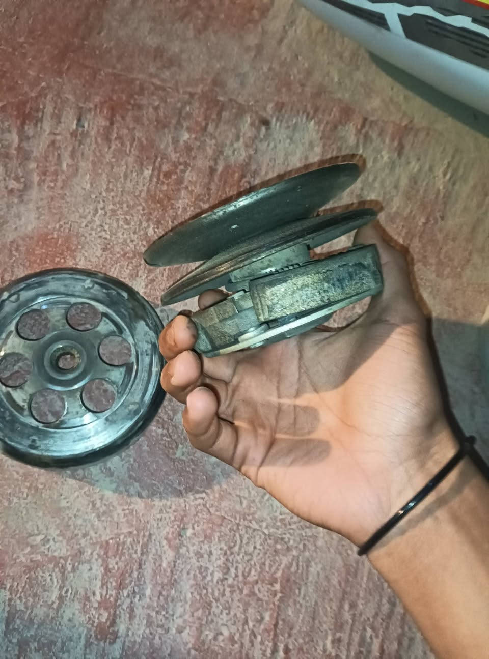 سلام عليكم غراض مال ماكس للبيع شنو التريده تعال خاص متواجد مكاني بابل مركز مدينة


**إذا كنت صاحب هذا الإعلان وتريد حذفه لأي سبب، رجاءا أرسل رسالة إلى الدعم الفني**