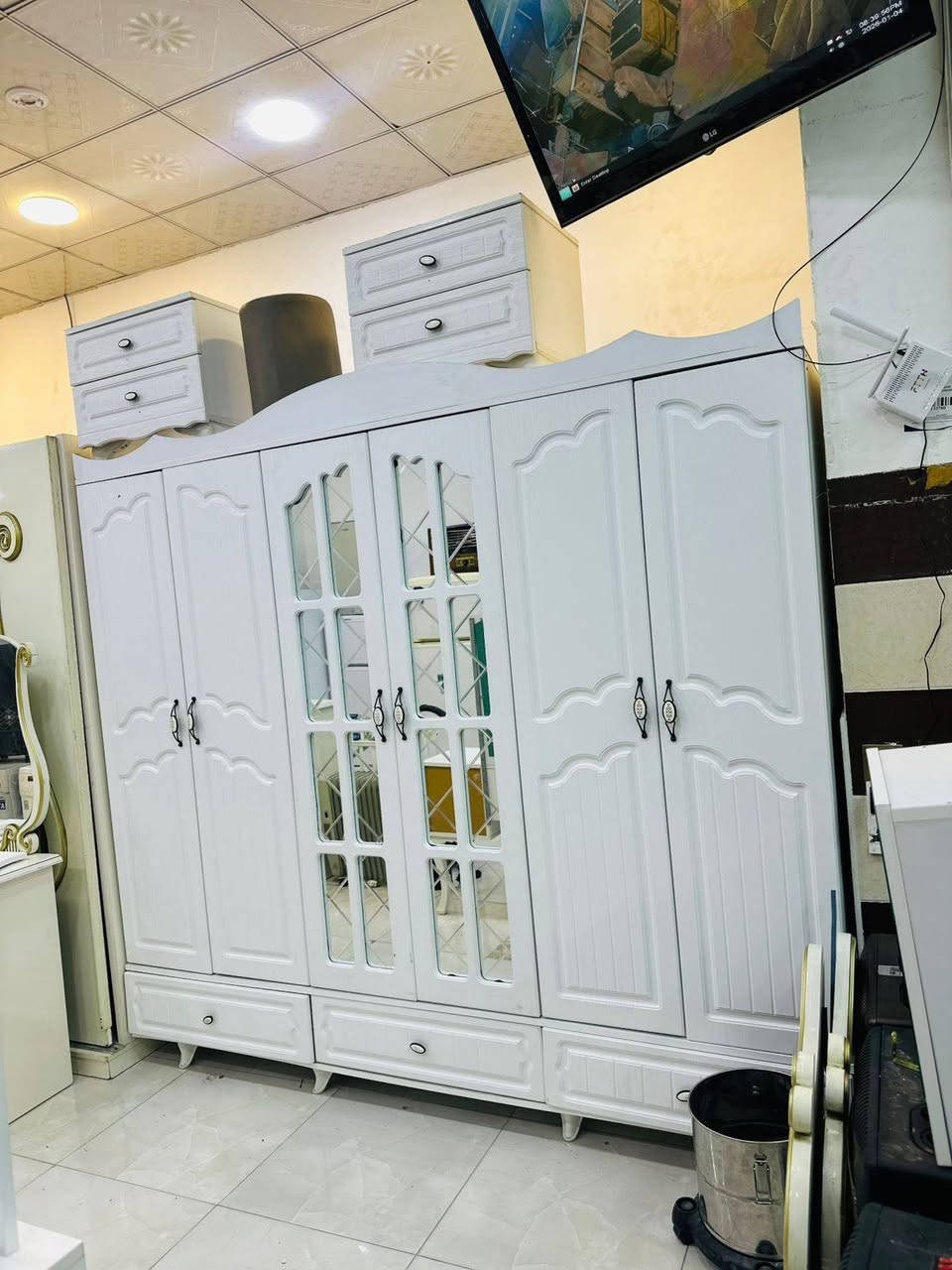 غرف خشاب للبيع شي جديد
اسعار مناسبه جدآ توصلك من أربيل نفس اليوم
واتساب ***********
