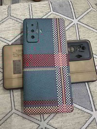 بوكو F4 GT • ٢٥٦/١٢ • ضهر مفطور