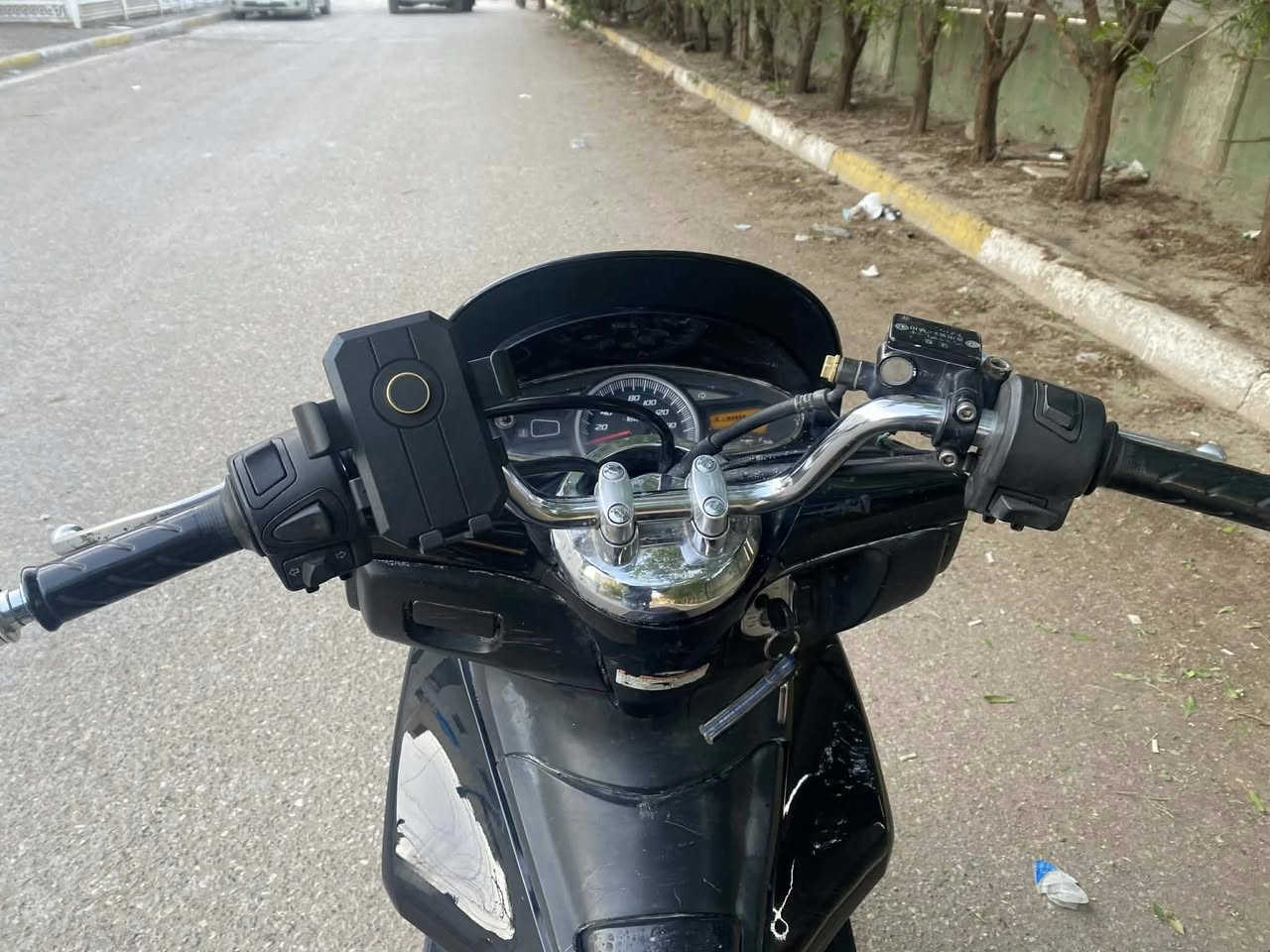 مكلف اني بلنششششر
السلام عليكم دراجه PCX الباب الاول
دراجه مكفوله من مكينه والفتح
دراجه نعمه من الله تجي وتفحص وتقتنع يله تاخذه
السسسعر 950 
مكاني الرصاااافه
الاتصال 
***********
