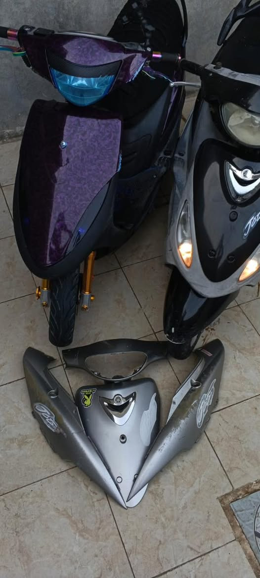 سلام عليكم / ماكس منغولي للبيع دراجه بلادي ع حطته/ مفتوحه مره وحده / كهربائياته كله شغاله / سعره 400 وبيه مجال 
مكاني بابل حي لامام 
رقمي 0773 706 5750
***********
