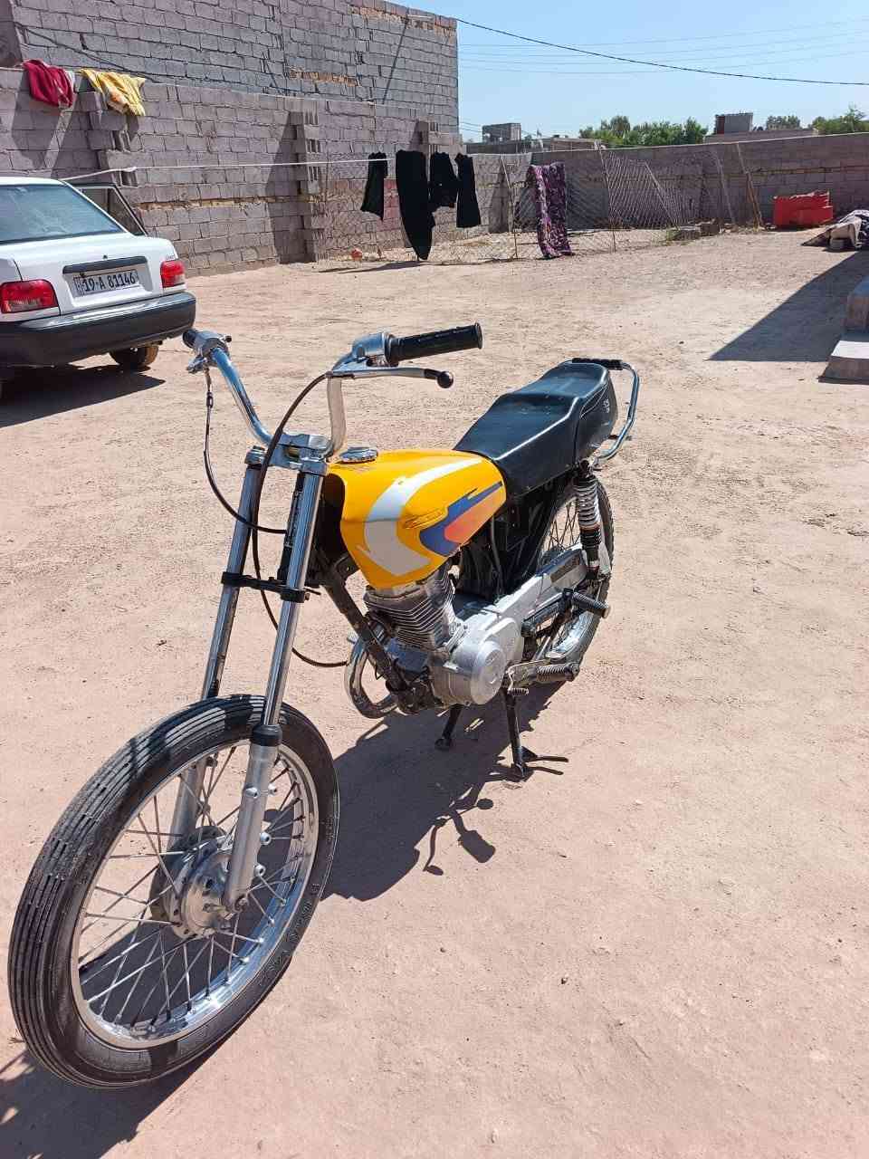 ربعه كير البيع صولي وكيله حمودي العارضي بسمي  موديل شاصي 2017 والغراض كله 22 السعر 550وبيه مجال مكاني الحيدريه رقم تصال ***********
