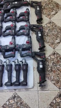 شلعة منوعة مرتبة ٢٠ فولت و١٢ فولت اغلبهن برشلس مثل ماموظح في الفديو عد...