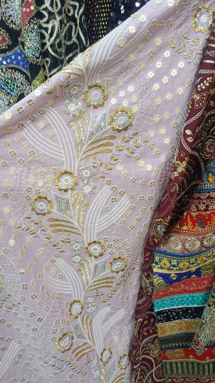 💥جمله ومفرد 💥
💎الجديد والراقي جكار الهندي💎
☎️للحجز ***********  وتساب☎️ 
🚖يوجد توصيل 🚖لجميع المحافضات🚖 
🏨العنوان كاضميه سوق النخله 🌴
👑اقمشة حيدر ميثم العامري👑
