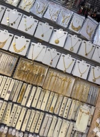 اكسسوارات • مناكير اظافر • داخليات