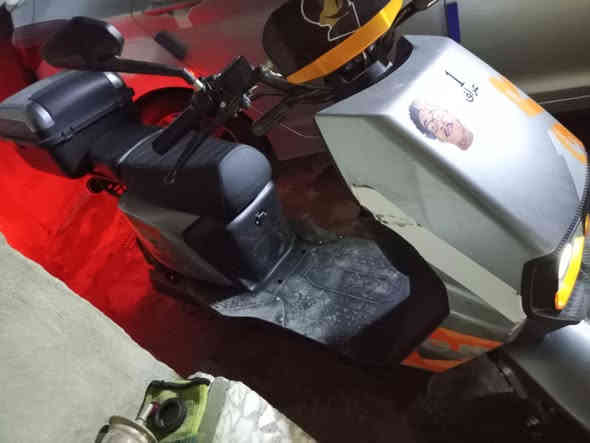 دراجة شحن موديل 2025نضيفة كلش نضيفة فقط الجوزة مكسورة تشتغل بصمة وكارت نضيفة كلش كلشي شغاال بيها المكان بغداد العبيدي الاستفسار ***********
