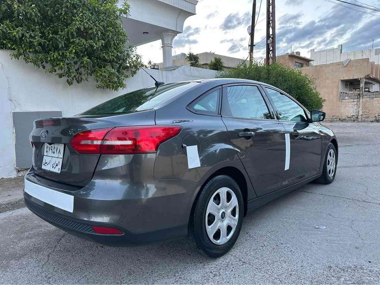 فورد فوكس وارد أمريكي موديل 2018 لون نفطي مواصفات S طور السيارة بونيد أو جاملغ طرف سكن فقط سيارة بدون دواخل شرط  بدون ايرباك سيارة ماشي 105 مايل كير محرك شرط مامفتوح لا صرف ولا بخار سيارة جديد جاهزة تايرات جديد صدر جديد كهربائيات كامل
مكان السيارة كركوك دفتر بانزين بي سيارة شرط تحويل سعر السيارة (87$)بي مجال لطيبين 
*********** بي واتساب
0750 9793835 كركوك, العراق
