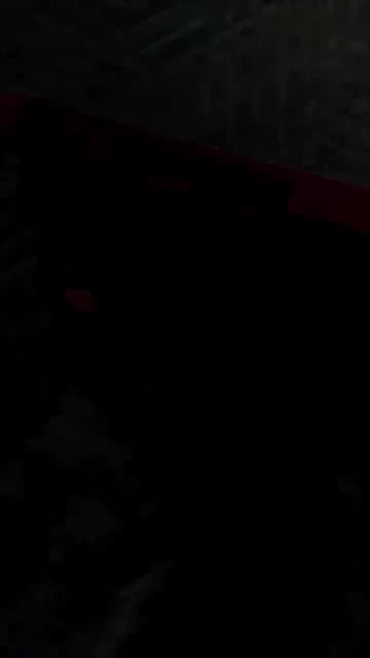 بۆ فرۆشتن تازە و بەکار نەهاتوو 
تاقە شەمسی
بە تایپسی شەحن ئـەبێتەوە 
 وەک پاوەر بانکیش بەکار دێ 
نرخی ١٧ هەزار


**إذا كنت صاحب هذا الإعلان وتريد حذفه لأي سبب، رجاءا أرسل رسالة إلى الدعم الفني**