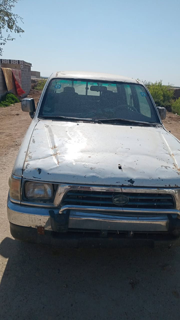 جمره موديل ٢٠٠ رقم ذيقار نكليزي مداور ثاني يوم مكفول محرك وكير  وحداديه  السعر ٥٣ وبيها مجال  الاستفسار ***********
