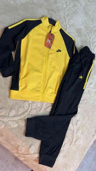 #كولكشن_تراك_ولادي رياضي ماركه تركي⭐️
خاميه اجنن درجه اولى #سعرر15_فقط🔥
قياس 10 الى 16سنه
#توصيل_بسمايه_بغداد_محافظات🚖

وقت دوام 2ظهرا الى11 ليلا 
للتواصل على الرقم👇👇👇
***********
اهلا وسهلا بكم❤️@أبرز المعجبين
