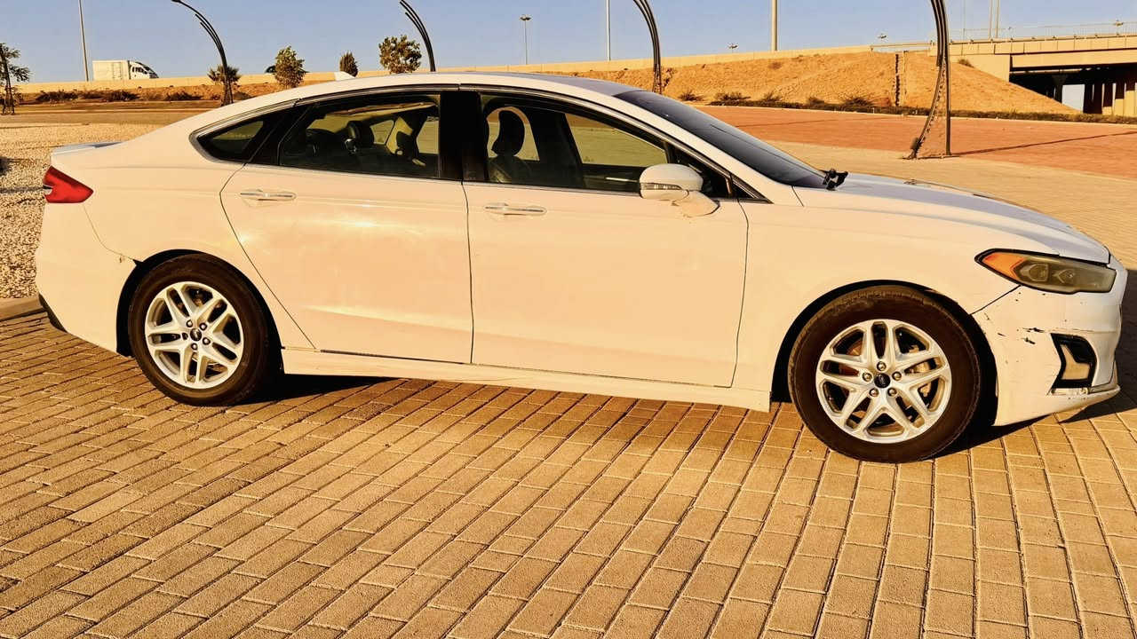 فول مواصفات تيتانيوم

موديل 2019 تيتانيوم
محرك 20 توربو
مواصفات
رادارات جانبيه ونقطة عمياء وحساسات 
 هاند بريك بصمة
بصمة أبواب
فتحة سقف

كشنات خزن
جلد كهرباء
تدفئة تبريد كشنات
شاشة كبيره كاميرا
تحكمات ستيرن
تحكم كشنات كهربائية مع خزن
حاكية
مثبت سرعة
قطعتين تبريد ثلج 
الضرر جاملغات الخلفيه اثر ضربه خفيفه بدون جنطه

بيها تلحيضات الگير بي صفنه لان الفلتر مسدد بس اول ما تشتغل بعدها ترايك للبصره 

السعر 115$ قفل 
رقم السياره انبار 15 
مكاني الرمادي   واتساب الرقم ***********
