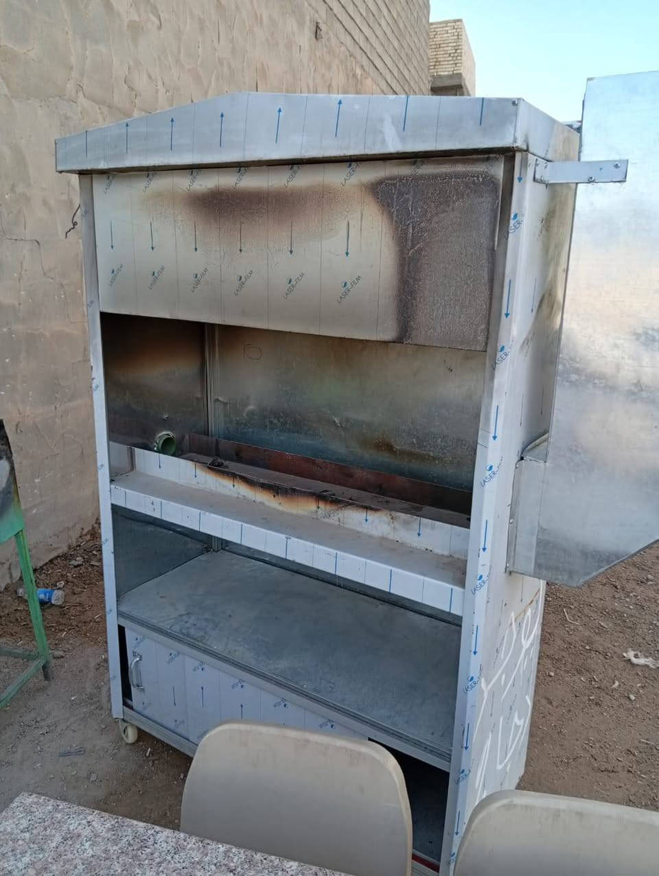 شوايه كباب للبيع السعر ٢٢٥ كربلاء حي الاطارات ***********
