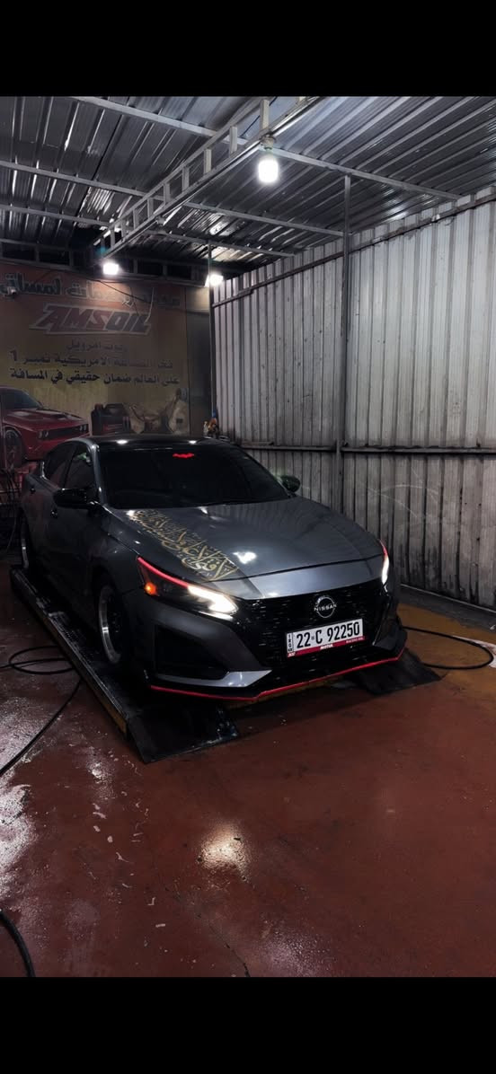 السلام عليكم شباب 
نيسان الاتما موديل 2023
السياره حادثها كلش السياره ماكو اختها 
كير ومكينه بشرط 
السياره ماشيه 35 الف ميل
بعدهي زيرو السياره 
عليها ويل مال BMW سعره ١٠ ورقات 
بيها دمام مال انفتي اشتريه ب5 ورقات
قبضه مال كير كصيته من الصين ب١٠٠ دولار
على شاشها مال SL  
مكاني بغداد بشارع فلسطين 
***********
زيد
