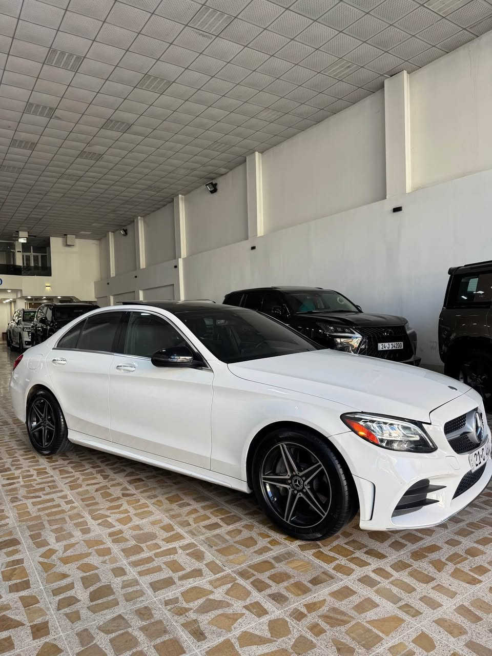 MERCEDES BENZ AMG C300
موديل ٢٠١٩…..
سياره فقط واحد قطعه سبوغ واحد قطعه ببلاد شركه مبدل 
بدون دواخل بدون ايرباگ 
(٥٠) الف مايل ماشيه 
فول فول مواصفات 
سعر:-٢٥٥$ بي مجال انشاء الله 
📞0751 571 71 72
What’s aap📞0771 445 52 62 أربيل, العراق
