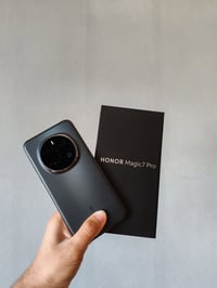 تلفون هونر ماجك 7برو ذكره 512 العشوائية 12 كامل ملحقات مستخدم قليل  سع...