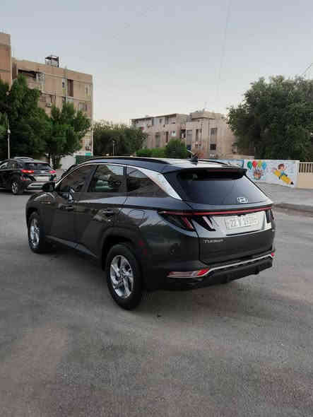 هوندا توكسن الشكل الجديد 2023
لون نفطي 

مرقم أربيل الجديد 

مواصفات 

بصمه 

تشغيل تشغيل عن بعد 

صندوق كهربائي 

كشنات كهربائي 

كشنات حار 

تبريد قطعتين  

تلفون شاحن.(وايرليس)

وفول تحكم استيرن وتحديد سرعه 

تحديد سرعه 

تحديد مسار 

رادار امامي وجانبي وخلفي 

اطفاء السياره عند التوقف تلقائيأ

مانع تزحلق

و نظام AUTO HOLD

ويل كروم بلادي حجم R18 

3 وضعيات للقياده(normal.samrt.sport)

الضرر- سطحي بيبان اثنين صفحت اليمين 
وجاملغ ايسر امامي كلير امريكا
ماشيه 8مايل يعني اخت الزيرو
بدون ايرباك  بجم كبس 

للتواصل ***********

السعر 185

مكان السياره بغداد بغداد
