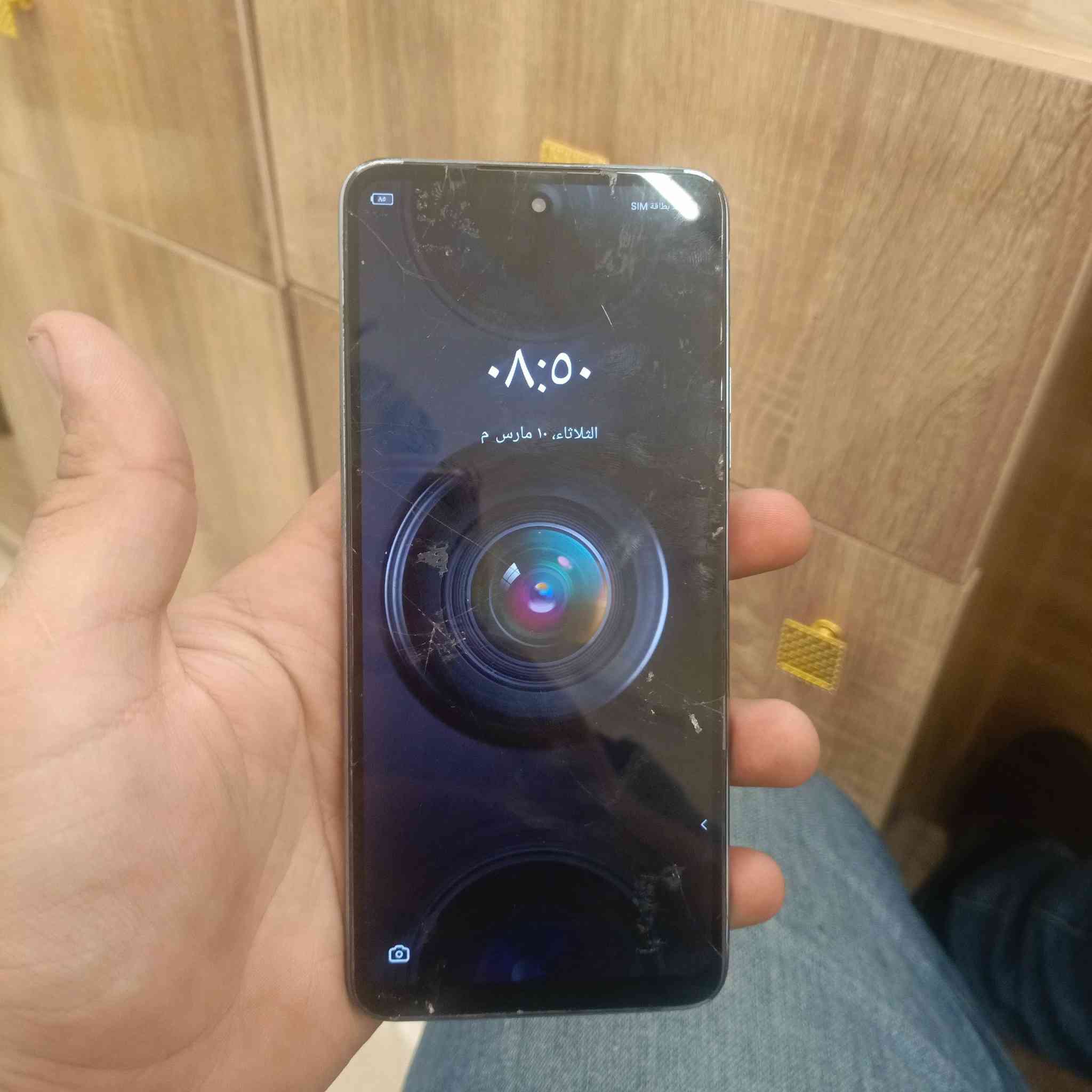 كامون 17 برو 
ذاكرة 256 
ابيعه على وضعة 35 مع التوصيل قفله 
***********
