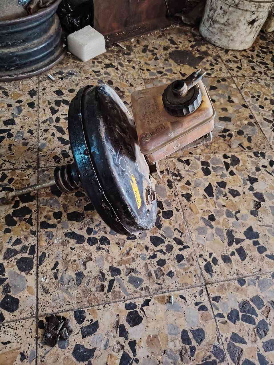 السلام عليكم غراض مال 500
بريشر كامل هوه وعمباره مال 25  سعره 80

صالنصه مال 35 مفتوح كامله  50 الف

هدرز  زوج مال 25 مفتوح ب35

عقل مال 25 مفتوح ب40

ضفيره مال 25 مفتوح نضيفه كلش ب 65

گير مال 25 مفتوح جاترك 260 نمره طويله 300 وبي مجال

فلاوين مال 35 ابو الراجز  مال حاويه

كلج ومروحه مال 35 مفتوح  ب40

راديتر مال 25 مفتوح ب30

قبق ولفات مال 25 مفتوح ب25 الف

كيس مال 25 مفتوح ب35

واتر بم مال 25  مفتوح ب30

كوع هوه والولف مالته كامل.

بساتم مال 25 مفتوح 

يوجد توصيل    للاستفسار واتساب ***********

