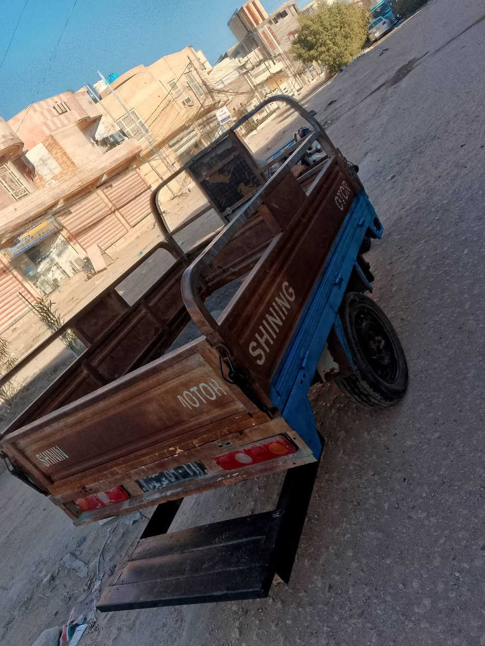 سلام عليكم 
ستوته للبيع نضيفه بدون اوراق مكفوله من السرقه والعشائر 
مكان كربلاء 
***********
