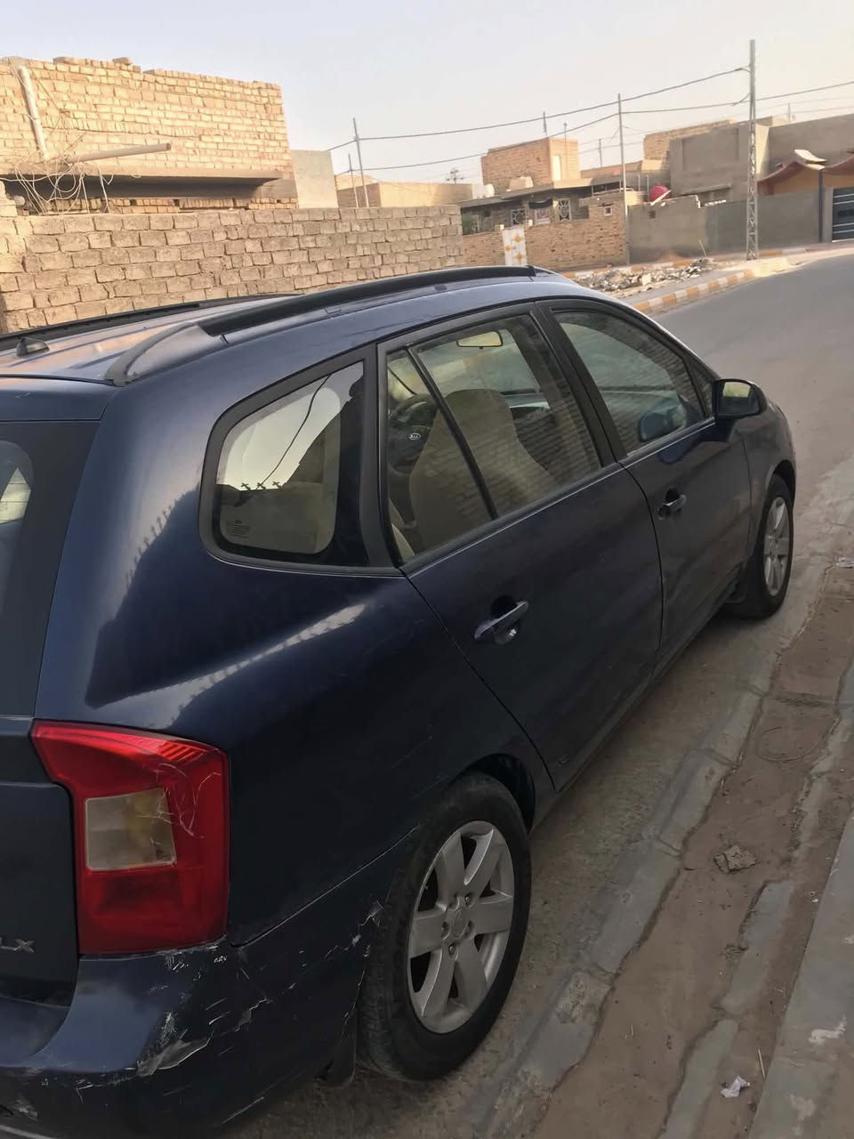 السلام عليكم كيا روندو ٢٠٠٧ محرك ٢٤٠٠بأسمي وارد بدون صبغ وبدون ضربه ماعدا الدعاميه سياره جاهزه تبريد حداديه رقم بغداد أنكليزي سنويه لحد ٢٠٢٧ للبيع مكان السياره ديوانيه 
ه   ***********
