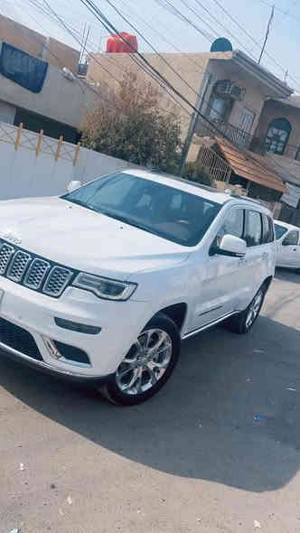 جيب سومت 2021 خليجي
محرك 6سلندر
المواصفات:- 
- رادار امامي وجانبي وخلفي توقف ذاتي عند الرجوع للخلف
- بانوراما
- بصمة تشغيل واربع بواب بصمة
- تشغيل عن بعد 
- جكات
- داخل مشمشي
- كشنات خزن
- كشنات كهرباء وجلد الامامية تدفئه وتبريد
- كشنات الخلفيه جلد و تدفئة
- ستيرن كهربائي
- جنطة كهرباء
- لايت زينون عالي ناصي 
- دفع رباعي
- دشبول جلد ستيرن جلد
- شاشة كبيرة مع نفكيشن GPS
- بقية المواصفات المعروفة مال سومت سيارة جديدة فقط رصعة بجنطة 
- السيارة مرقمة بغداد
مكان سيارة بغداد
- تفاصيل الاتصال 
***********
