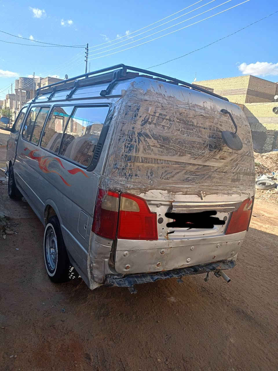 السلام عليكم
فتون 2011 رقم احمر ابيع موصليه لا تسئلني هيئه وغرامات ما اعرف مكينه كير اكسن حداديه كهربائيات مكفولات سياره ترايك تحج وترجع مال شغل بديها يخبل دواخلها حلوه سعرها 25 مكاني النجف *********** ما ابيع اقصاد ولا مده ولا تكلي شبيها ما بيها هاي تفاصيل كلها  وما اراوس
