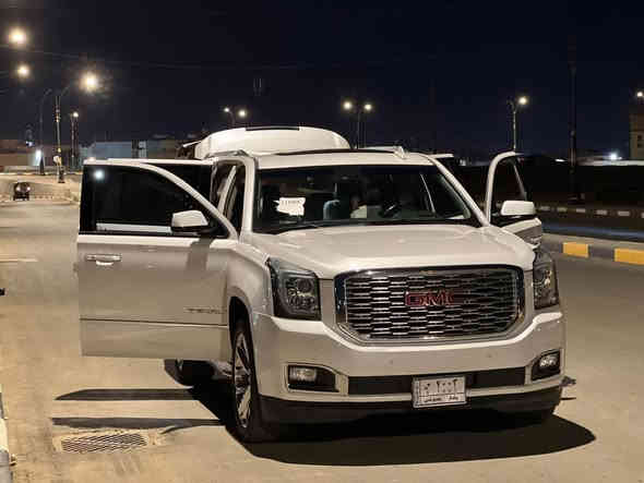 السلام عليكم /مكان السياره بالعماره
جمسي دينالي ( يوكن )
موديل :2020.         ✅رقم مميز ✅
مواصفات دنلي 
المواصفات 
فتحة 
تشغيل عن بعد 
داتا شو 
شاشه 
كامره 
كشنات جلد 
كشنات كهرباء 
كشنات تدفئه 
كشنات خلفيه كهرباء 
ذاكره خزن ميموري 
داخل اول وايت 
جنطه كهرباء 
حساسات امامية + خلفيه 
مكينة 8 سلندر 6200 
لايت زنون 
لد امامي 
بلوجكتور 
بك لايت لد 
مري شفط كهرباء 
اشاير بالمري 
سستم صوت سماعات 
شاحن موبايل 
تحكم ستيرن جهتين 
كروز سرعة 
ستيرن هيتر 
فور ويل 4x4
رادارات 
قيادة ذاتيه 
تحديد مسار 
كشنات VIP. 
 3 قطع تبريد
تبريد بيانو 
ويل كب  
(رقم بغداد بأسمي مشروع وطني ) متواجد خاص للتواصل ***********
السعر 360 مجال قليل
