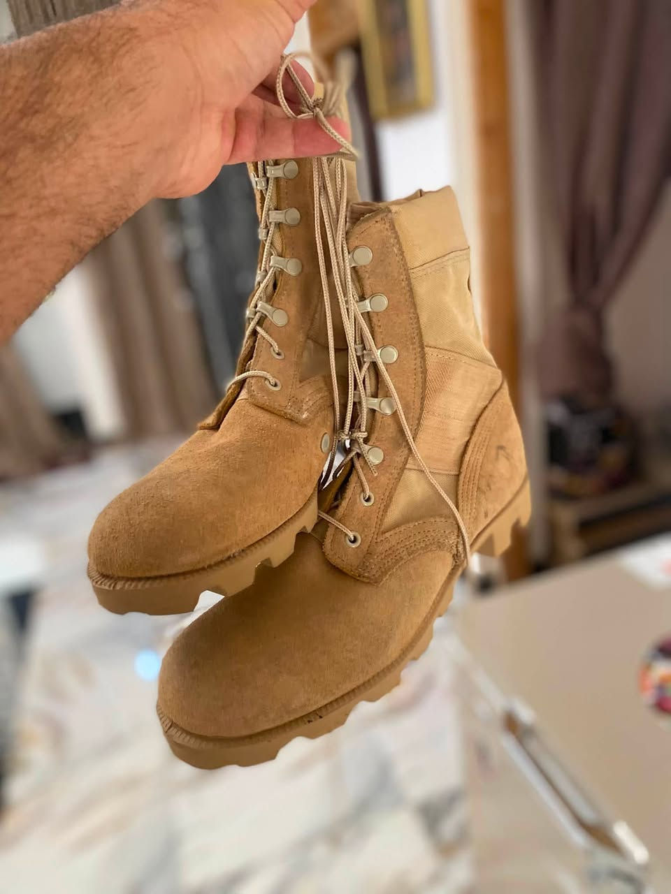 بصاطيل اصليه ثنينهن قياس (٤٤)موجودبغداد ماعدي توصيل ***********

