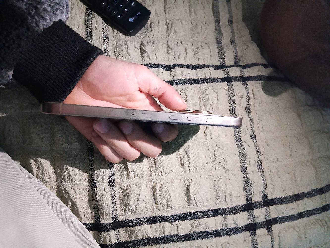 ايفون 16برو ماكس ذاكره 256
بطاىيه:100
دورات شحن :180
نضافه جهاز : 💯 
بعده بمضان الوكاله 
الجهاز ماستر 
سعر :1550 وبي مجال 

مليون و 550 وبي مجال 

المكان: بغداد 