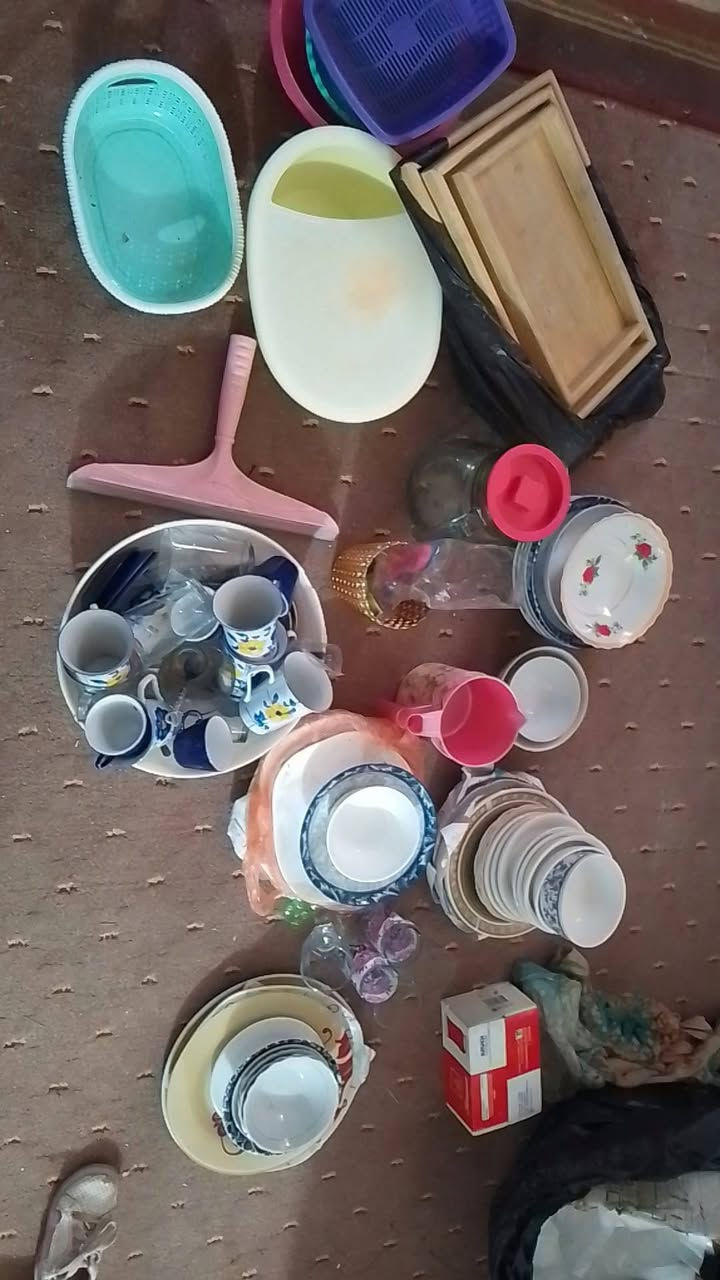 السلام عليكم  عندي ذني مواعين وسله مال مواعين  فرن كهربائي شغال
وفرشه عرس وطبلات ثنين ومخاد  6 ودواشك سفنج ثنين ممستخدمات


**إذا كنت صاحب هذا الإعلان وتريد حذفه لأي سبب، رجاءا أرسل رسالة إلى الدعم الفني**