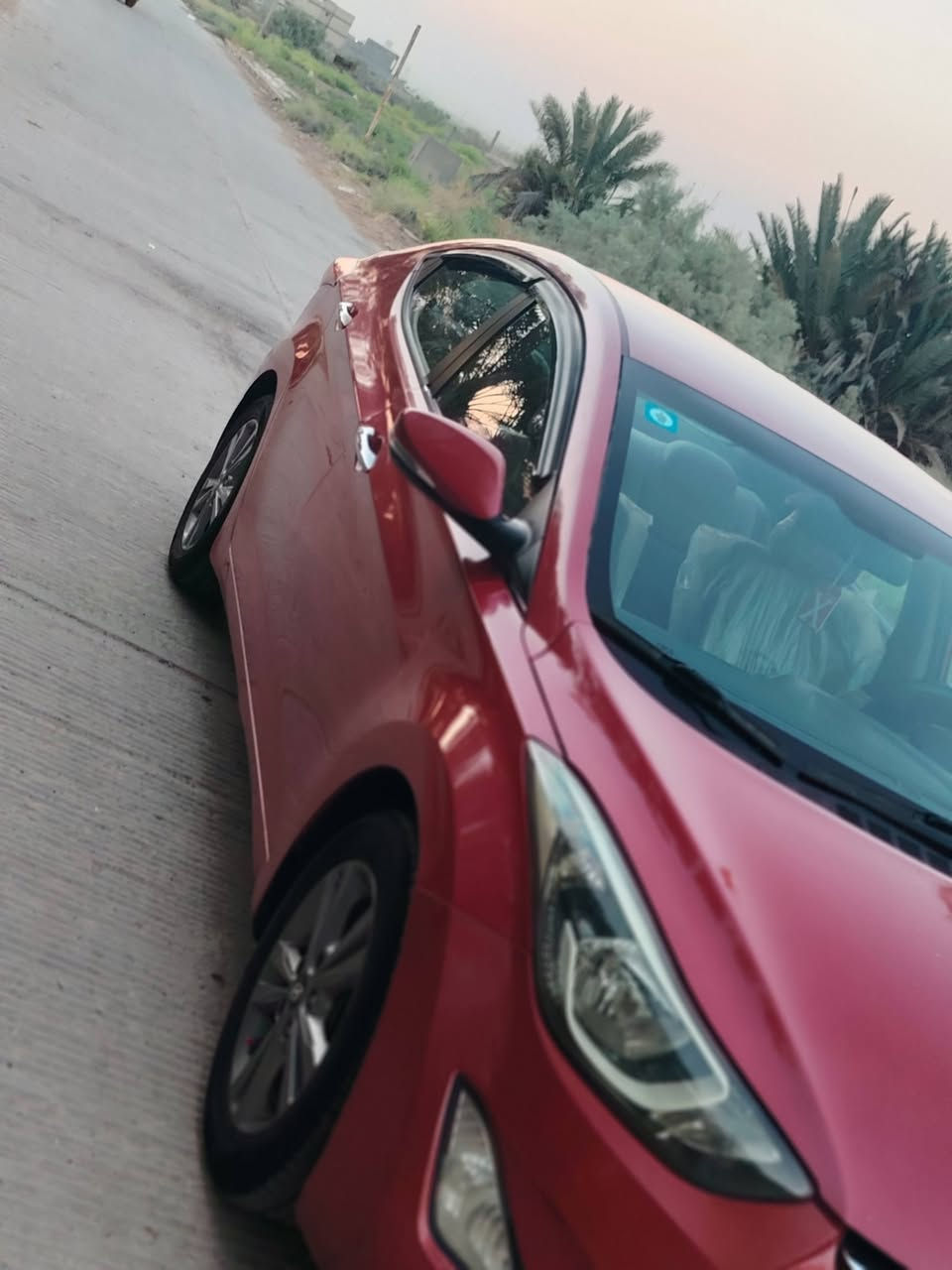 السلام عليكم للبيع النتره 15خليجي رقم بغداد دولي مكفوله عده بارد بسيط جدا بجاملغ خلفي سياره نضيف جدا مال جناي تخم تاير قبل اقل 10 ايام شادهن العنوان بابل الاسكندريه سعرها 117وبيها مجال بسيط الاستفسار *********** 
***********
