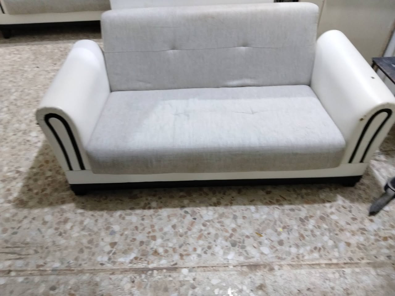 بركه محمد وال محمد 
توفر تخم تركي مخزن وسرير 14 مقعد تسگام درجى اولى 
للطلب والاستفسار الاتصال على الرقم 
*********** واتساب 
النعمانيه مثلث الكلابيين قرب سيطره الالبان القديمه
