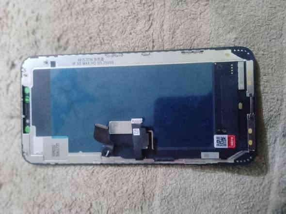 السلام عليكم شاشه ايفون xS max للبيع مكاني سيطرة ام الهوى دهين ابو علي ب40 وبيها مجال ***********
