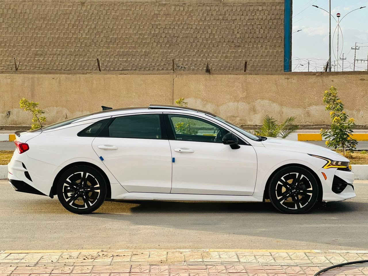 سلام عليكم البيع او مرارس كي فايف 2021 ذي قار معوقين
ضرر جاملغ وبنيد فقط
المسافه المقطوعه 77
فول مواصفات GT الاين 
بني رامه فتحتين / بصمه تشغيل 
بصمه أبواب / كشنات جلد 
كشنات كرهبائيه / تدفئه ب كشنات 
سايد بريك بصمه
تبريد قطعتين / اشاير ب مري 
تحديد مسار /  شاشه 
كأمره دواره / تحكم إستران 
اليت زنون / ويل كب 
سياره فول مواصفات الأخير المواصفات الي بالك 
سياره جاهز محرك كير حداديه تبريد جاهزه الأخير وجديده 
المكان الناصريه 
السعر 168 وبيه مجال 
الاستفسار***********
