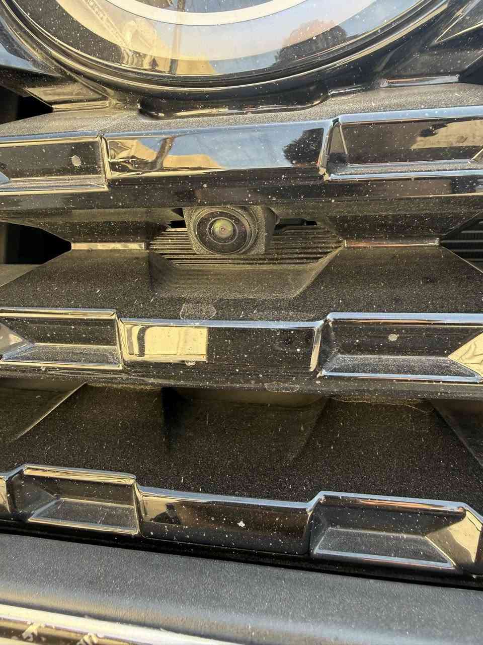 سلام عليكم
نيسان كيكس 2024

Srفول موصفات 

1-هاند بريك بصمه

2-اوتو هولد

3-بصمه

4-رادار امامي

5-رادار جانبي 

6-رادار خلفي 

7-حساسات خلفيه

8-شاشه كبيره تدعم كار بلي 

9-شاشه عداد إلكتروني 

10-تشغل عن بعد 

11-كامرات 360درجه 

12-لايتات زينون

13-ليد نهاري 

السعر 175 وبي مجال 

الموقع بغداد /الغزاليه

رقم الهاتف/***********
