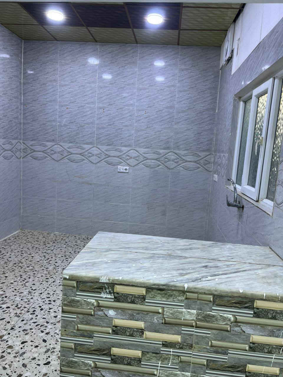 100 ركن للبيع طابقين موقع الدار حي بدر شارع التانكيات اي ستفسار اتصال ***********
