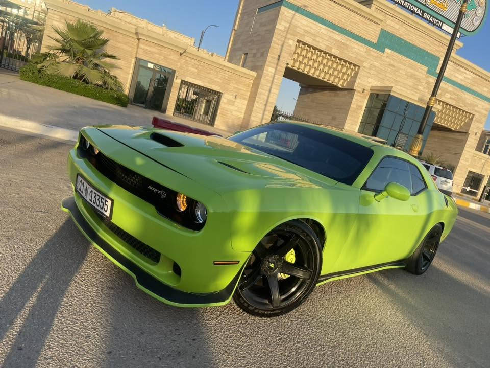 مساء الخير شباب  اصل SRT الي🍏

 يريد شي مميز ويجذب النضر 

ورقم مميز 🍏

وسعر مناسب 

واللون المميز 🍏

كلشي بهل سيارة مميز لون تفاحي 🍏

اصل SRT 🍏 طابوكة RT 

جالنجر  فول مواصفات خنك للخير🍏

رادارات تحديد مسار 🍏

سلايت روف 🍏
🍏
نقط عمياء 🍏
🍏
كشنات مخمل وجلد 🍏

كشنات تدفء تبريد 🍏
🍏
ستيرن كهرباء 🍏
🍏
حلوك صالنصة مزدوج 🍏

كزوز ٣انج.من الطول للطول🍏

مبرمجة طلقت مرعبة عل بانزين العادي🍏
‏
كفرات SRT 🍏

ثلاجة SRT 🍏

وشم للكفرات الداخليه 🍏

شوته من ماركة معروفة 🍏
 
مبرمجة عل بانزين العادي واكبس براحتك 🍏
 
نواقصه بصيطة 

السيارة حادثة كلش حلو وسخيف دعاميات فقط 

صبغ جاملي وبند فقط والسونار موجود وبارد بصيط

مكان السيارة كربلاء 

***********

سعر السياره ١٥٨ سعره كلش مناسب بنسبة لنضافته
