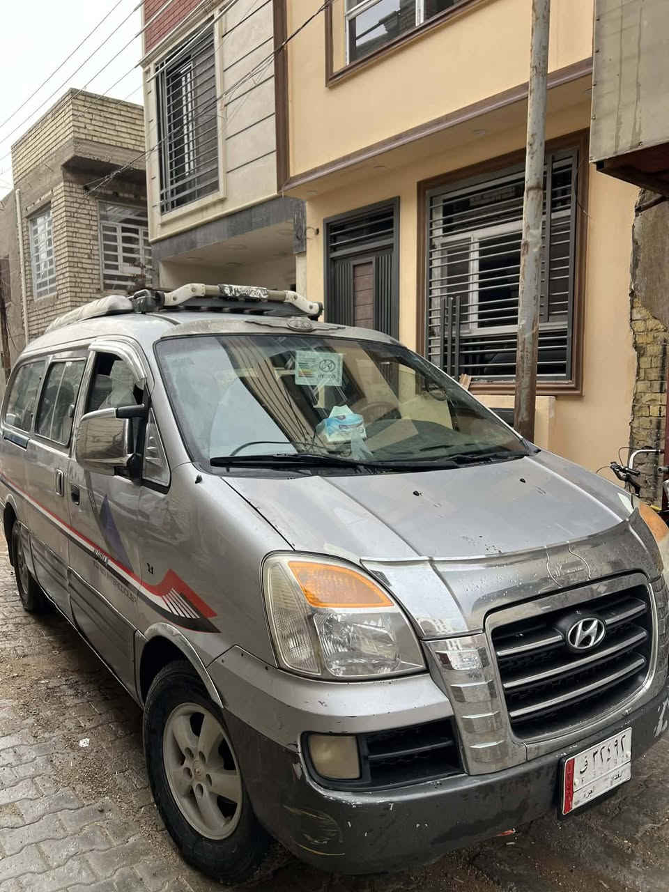 السلام عليكم ستاركس باسمي  2007مكفوله من الضربه شواصي بلاد رقم بغداد   سنويه ل 27 مصفره من كلشي محرك مفتوح كير عادي السعر 88 المكان ديالى بعقوبة  اتصل وبيك خير وتدلل ***********
