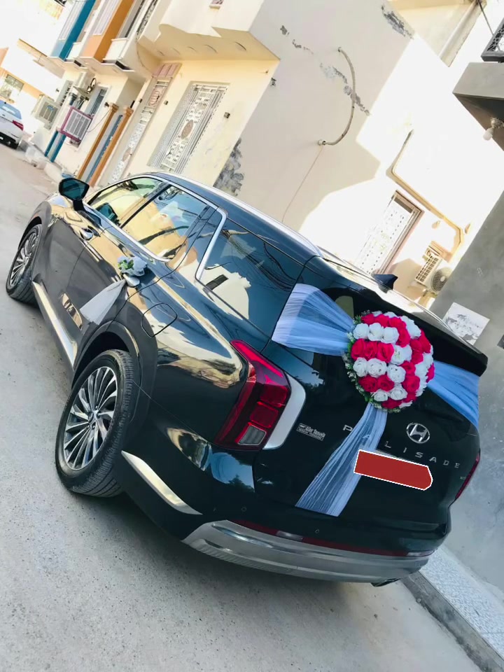 🚘 هيونداي بلاسايد Calligraphy موديل 2024 -
اعلى موصفات  vip فئة الهايترك 
 وارد أمريكي للبيع 

🔹 الصبغ: ربع جاملغ أمامي فقط + تبديل بنيد بلادي نفس الون 

المواصفات:

1. محرك V6 سعة 3.8 لتر.
2. گير أوتوماتيك 8 سرعات.
3. دفع رباعي  (AWD).
4. تشغيل بصمة وتشغيل عن بُعد(تقديم وترجيع عن طريق البصمة).
5. فتحة سقف بانوراما مزدوجة.
6. جنوط قياس 20 إنش.
7. مقاعد جلد حضن +مساج.
8. تبريد وتدفئة للمقاعد الأمامية والخلفية.
9. ذاكرة لمقعد السائق.
10. تدفئة بل ستيرن.
11. شاشة معلومات 12.3 إنش.
12. شاشة عدادات رقمية 12.3 إنش.
13. نظام Apple CarPlay وAndroid Auto.
14. نظام صوت Harman Kardon.
15. كاميرات 360°.
16. كاميرا النقطة العمياء داخل شاشة العدادات.
17. حساسات أمامية وخلفية 360°.
18. شاحن لاسلكي.
19. باب خلفي كهربائي ذكي تفتح عند التقرب منها .
20. إنارة LED أمامية وخلفية  + اناره LED داخل السياره متعدد الالوان.
21. مثبت سرعة ذكي مع الرادار.
22. نظام المحافظة على المسار.
23. نظام التحذير من الاصطدام مع الكبح التلقائي.
24. مراقبة النقطة العمياء.
25. تكييف أوتوماتيك ثلاثي المناطق.
26. 7 مقاعد vip (Captain Seats بالصف الثاني).
27. داتا شو 

السعر  ($ 310) وبيها مجال للشراي 
مكان السياره كربلاء 

🚗 السيارة نظيفة جداً وجاهزة للاستخدام، ولا تحتاج أي مصروف.
📞 للاستفسار على الخاص أو الاتصال (***********)

